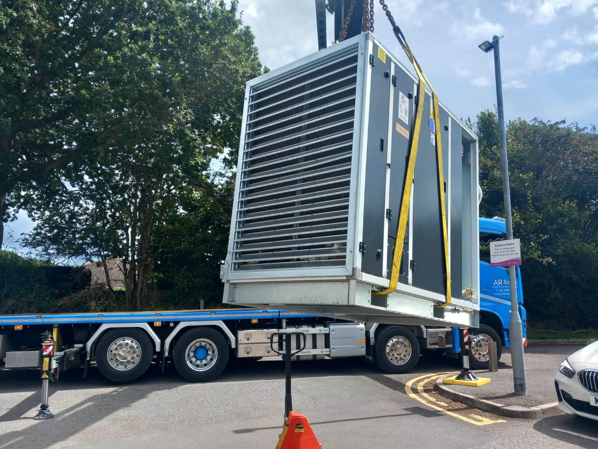 chiller hire delivery to school