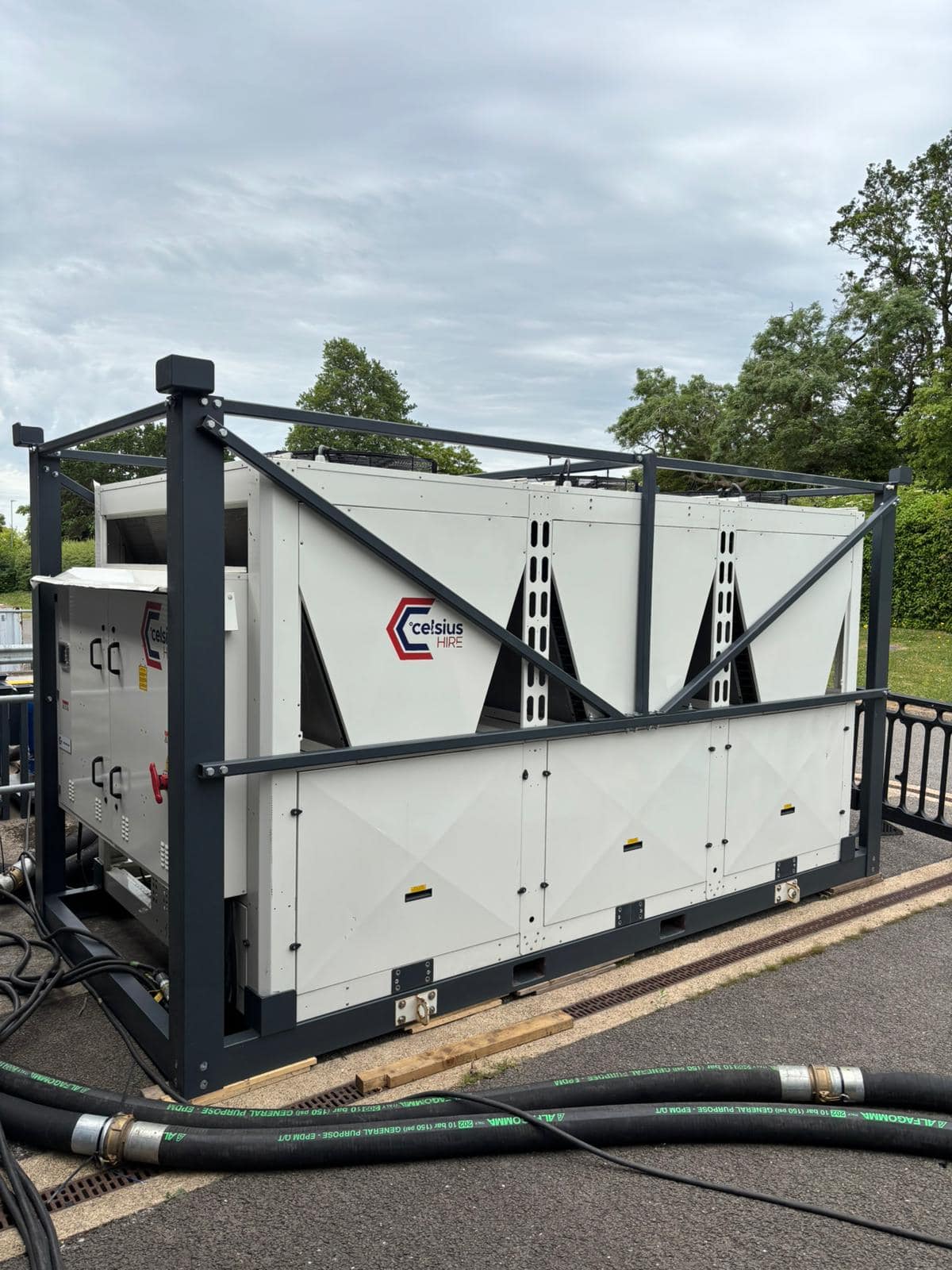 emergency chiller hire at college