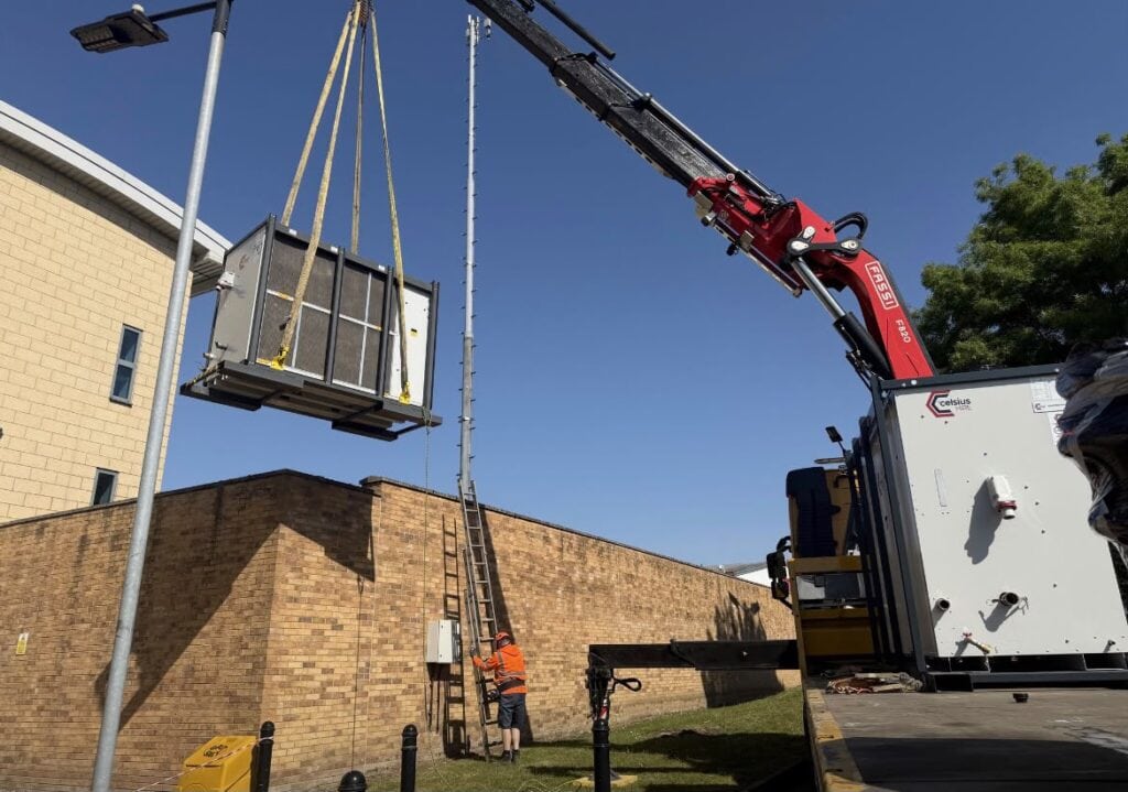 emergency chiller hire for control rooms with chiller being craned in